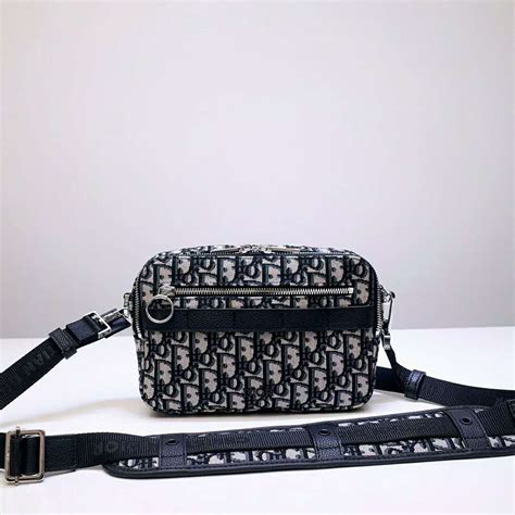 dior oblique messenger|Dior Safari Messenger Bag Dior Oblique Jacquard Beige/Black.